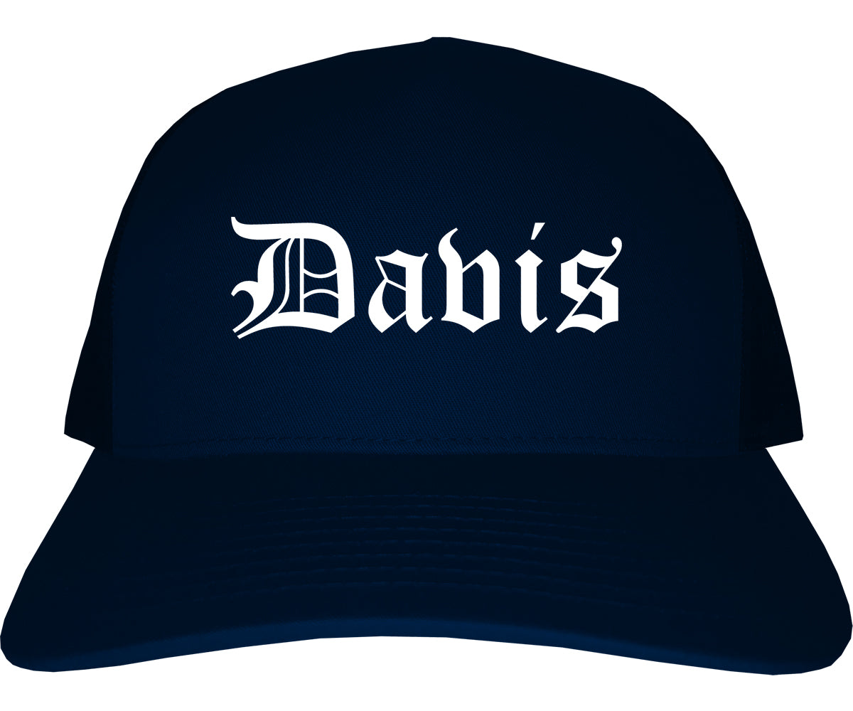 Davis California CA Old English Mens Trucker Hat Cap Navy Blue