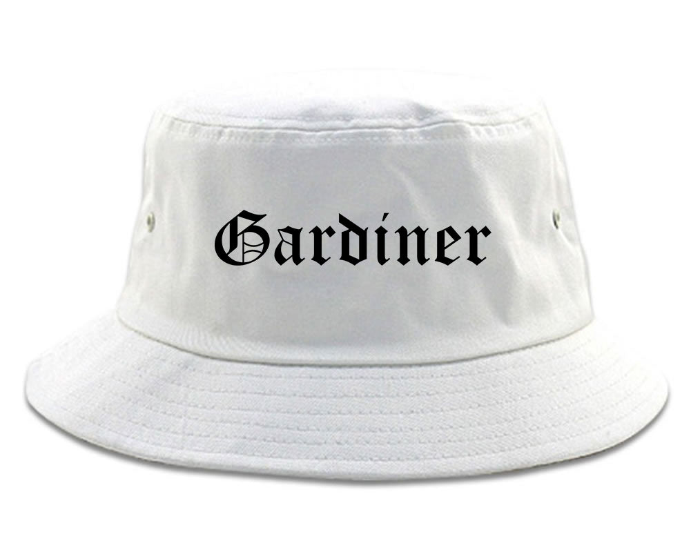 Gardiner Maine ME Old English Mens Bucket Hat White