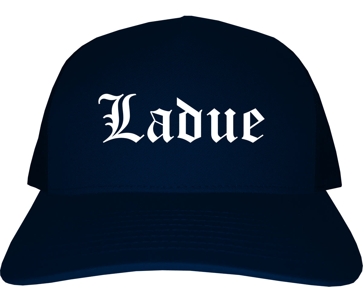 Ladue Missouri MO Old English Mens Trucker Hat Cap Navy Blue