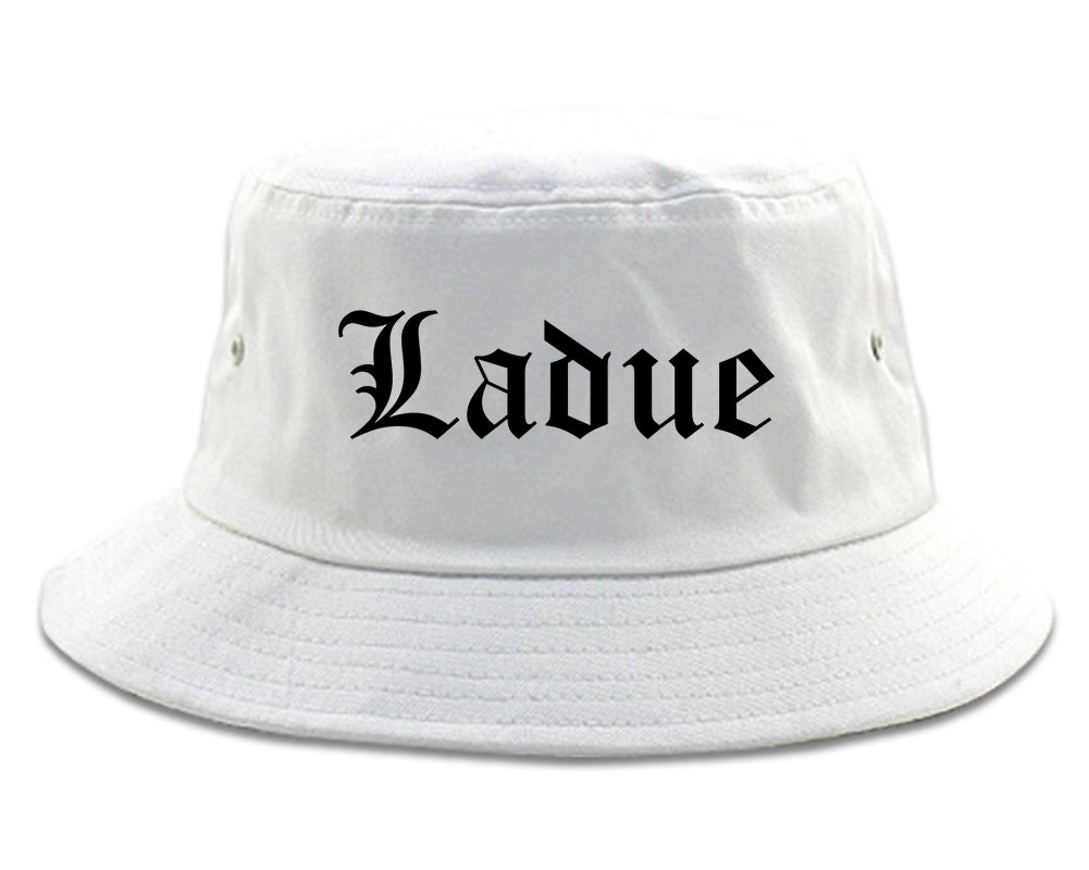 Ladue Missouri MO Old English Mens Bucket Hat White