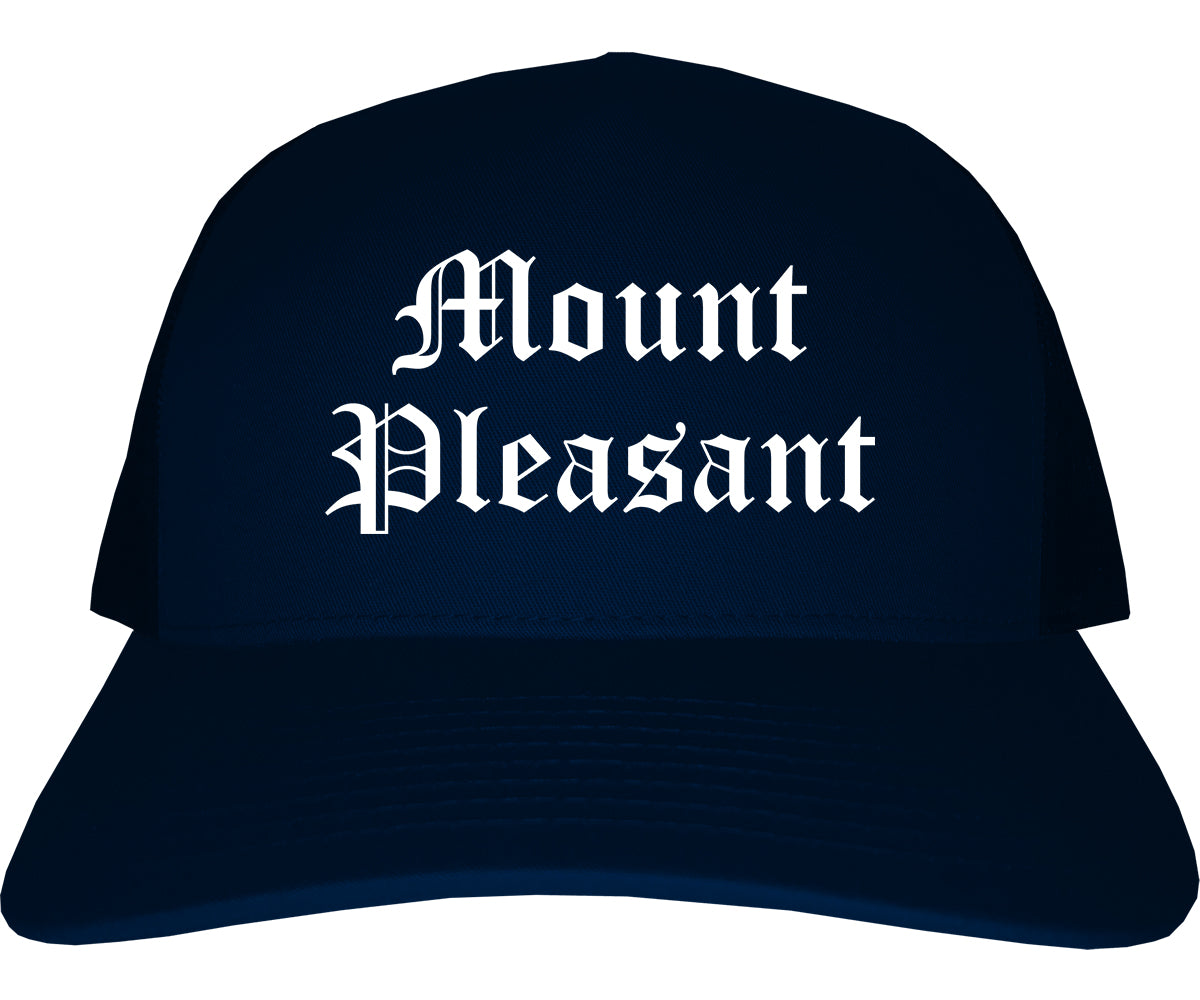Mount Pleasant Iowa IA Old English Mens Trucker Hat Cap Navy Blue