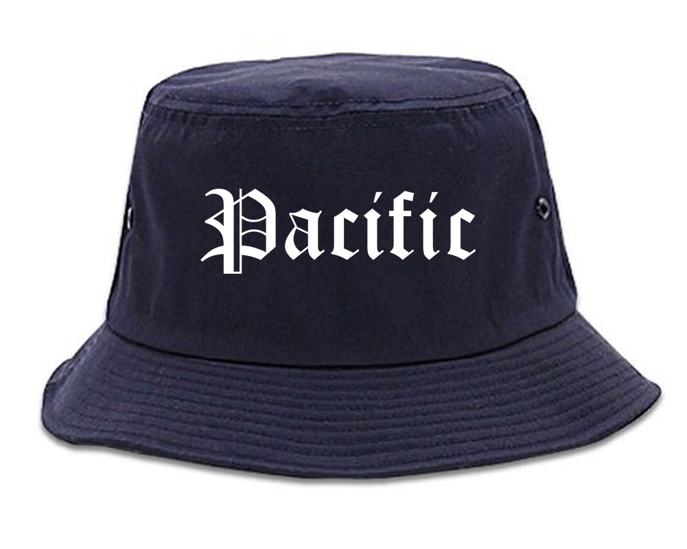 Pacific Washington WA Old English Mens Bucket Hat Navy Blue