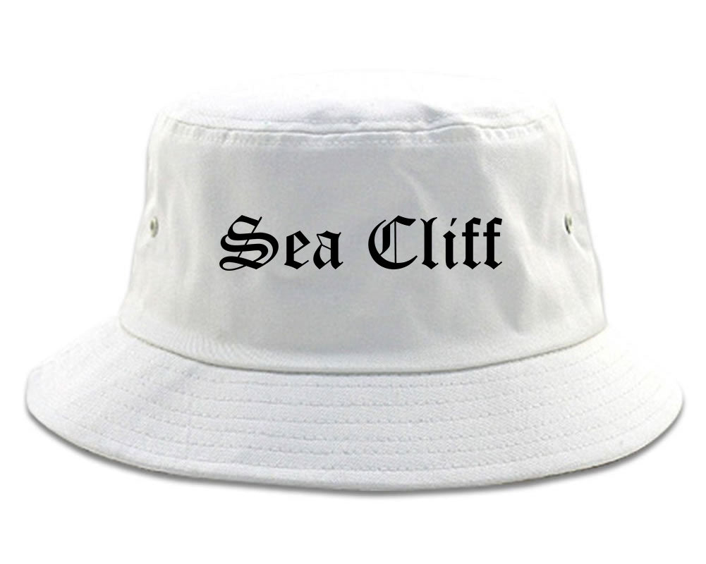 Sea Cliff New York NY Old English Mens Bucket Hat White