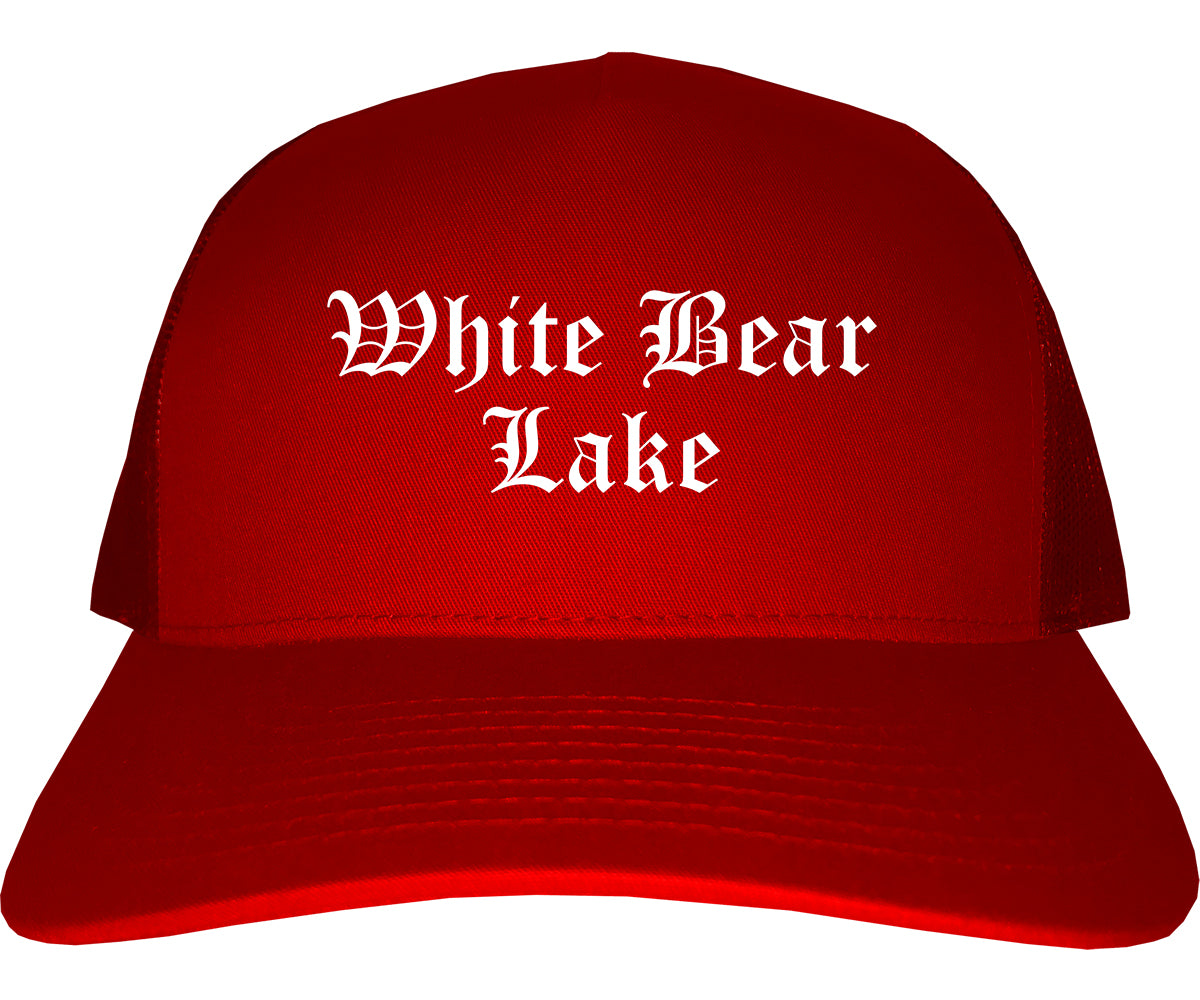 Brown Bear Lake Minnesota MN Old English Mens Trucker Hat Cap Red